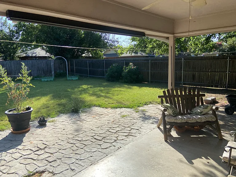 1114 Dove Hollow Rd — Photo 20