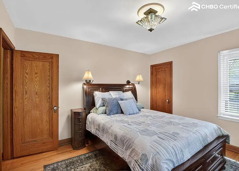 Front bedroom has two closets - Queen bed