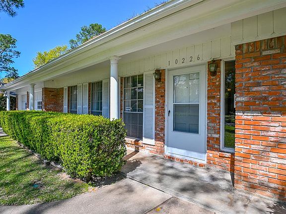 3rd image of 10226 Oakpoint Dr