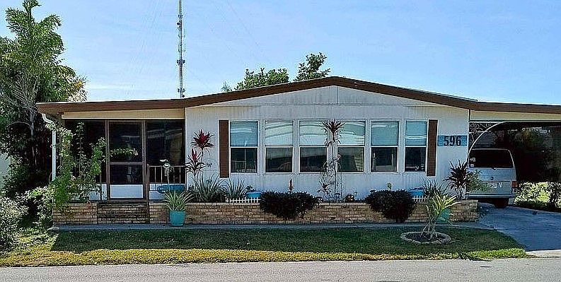 1st image of 596 Plaza Del Sol