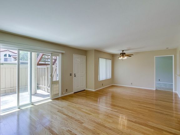 3rd image of 4040 Porte La Paz Unit 82
