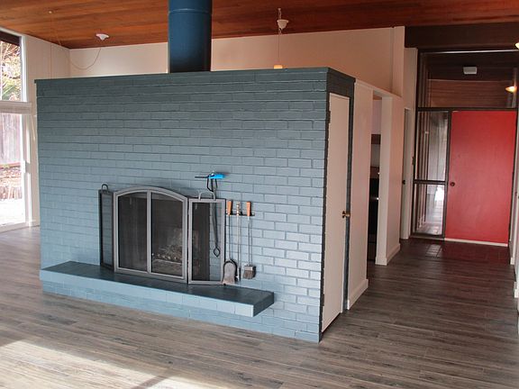 4th image of 9222 Goodman Ave