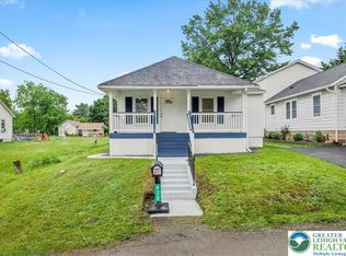 428 Shook Ave, Stroudsburg, PA