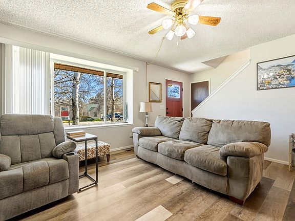 5th image of 1736 Warren Ave