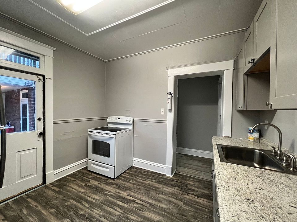1st image of 1134 Lehman St APT A