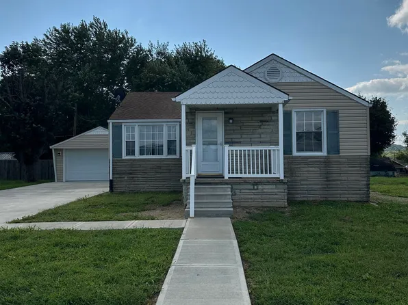 559 Dora Ave, Connersville, IN 47331