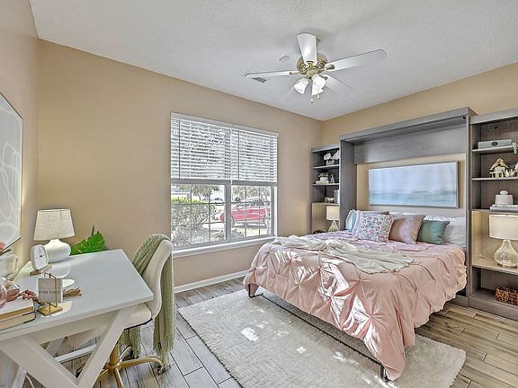5th image of 4104 Meadow Trace Ct