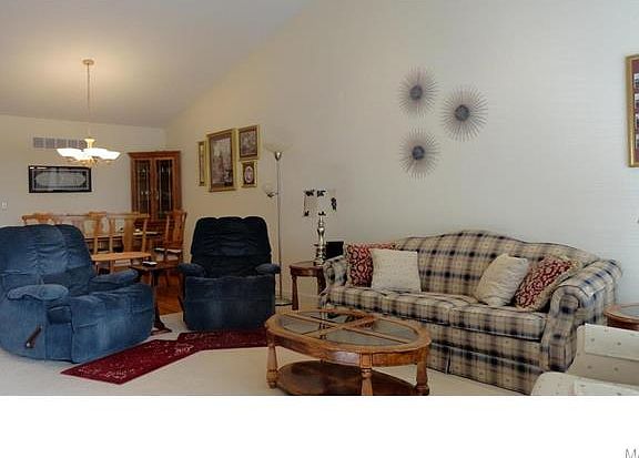 5th image of 1493-97 Eugenia Dr
