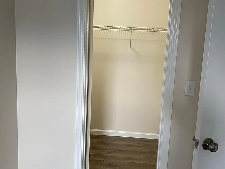 36 Renaissance Ln — Photo 34
