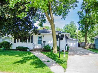 862 Maple St, Neenah, WI 54956
