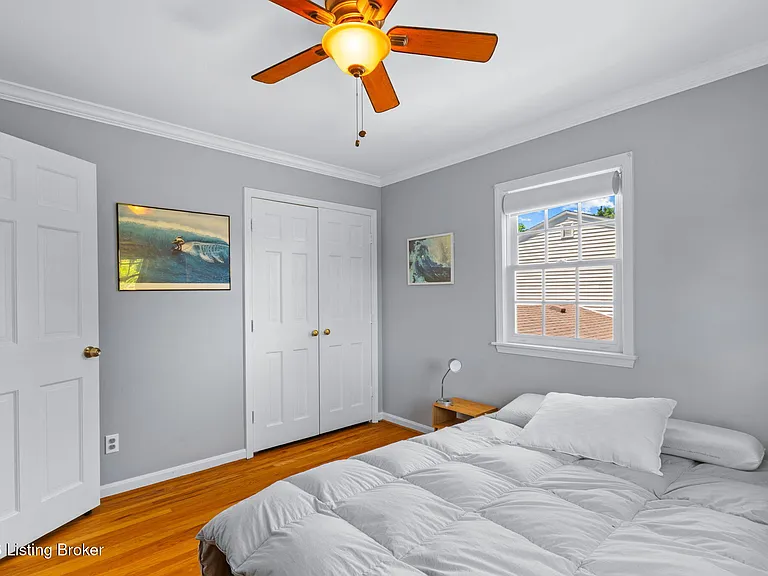 10807 Helmsdale Ln — Photo 31