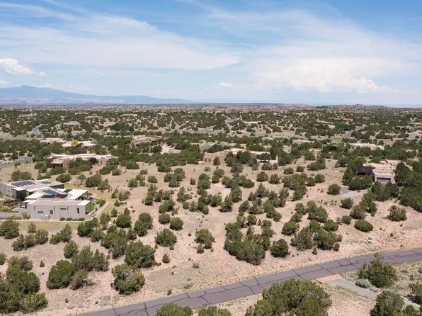 21 Blazing Star Cir, Santa Fe, NM 87506