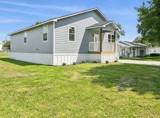 1400 Golden St, Pt Arthur, TX 77640