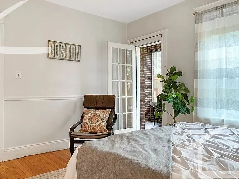 5 Vinal St #5 — Photo 8