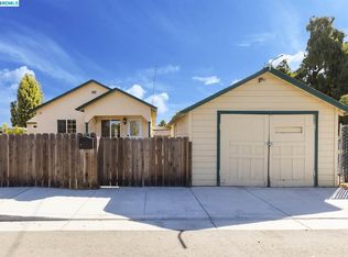 25060 Monte Vista Dr, Hayward, CA 94545