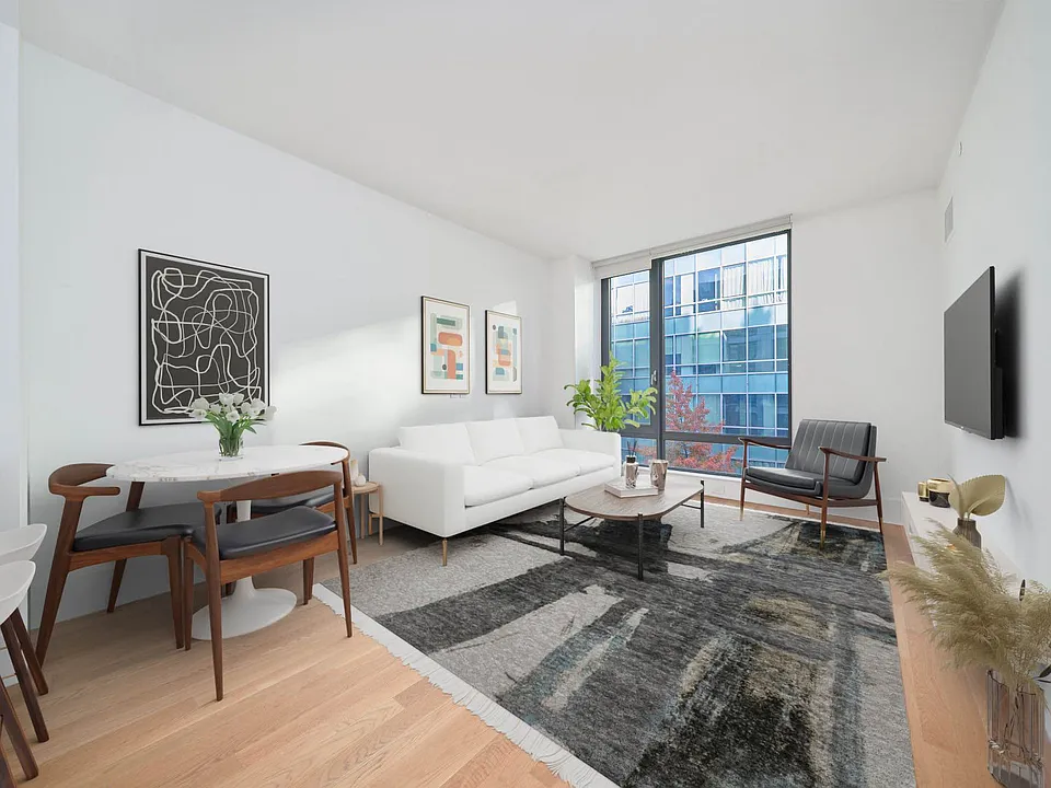 531 Myrtle Ave #4F