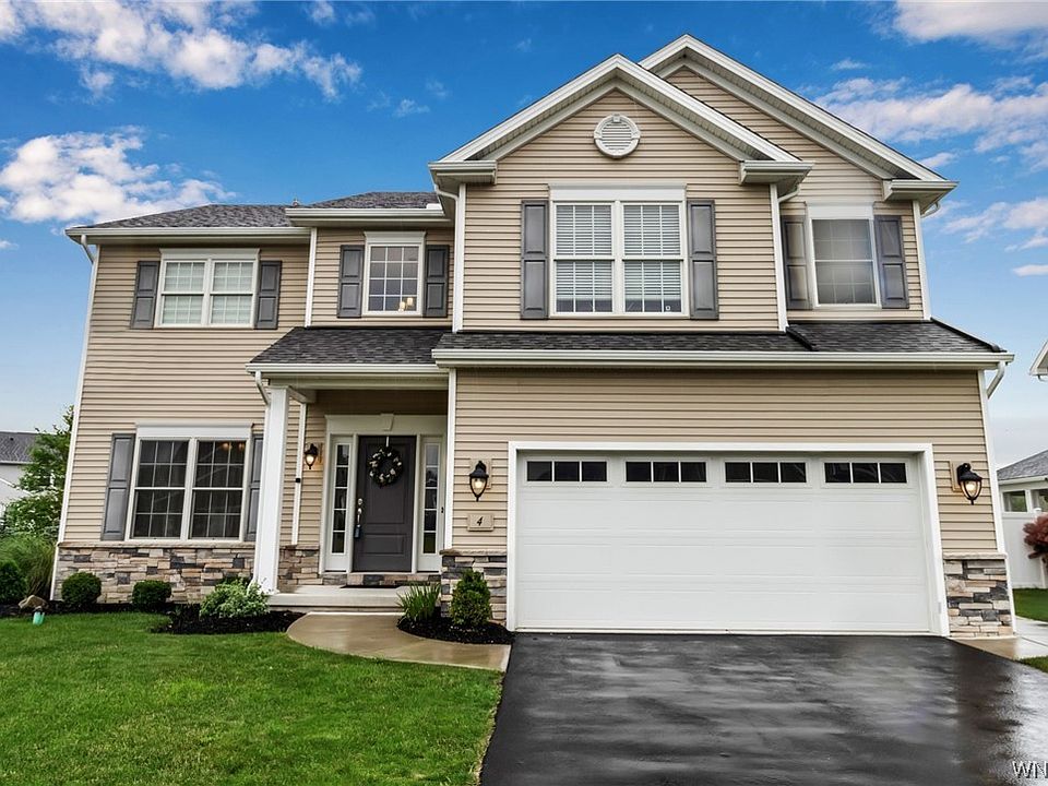 1st image of 4 Darien Ct