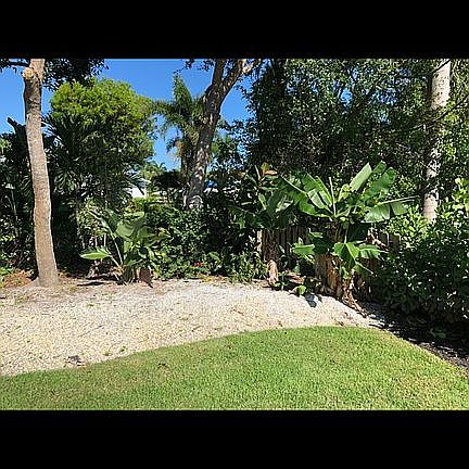 4th image of 4071 Belair Ln