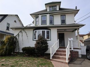 37 Grace Ave FLOOR 2, Lynbrook, NY 11563
