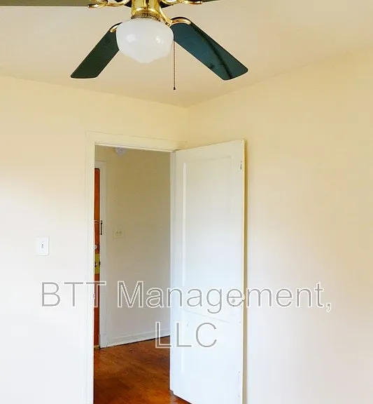 8400 Greenwood Ave #4 — Photo 24