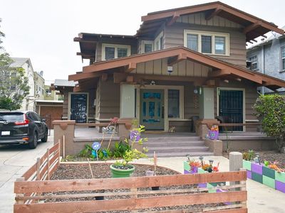 909 Locust Ave, Long Beach, CA, 90813