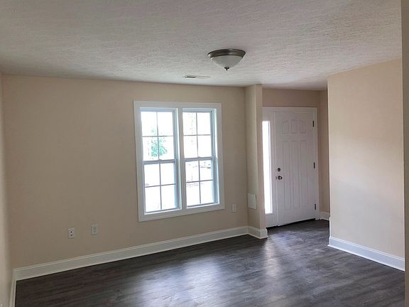 3rd image of 225 Twig St