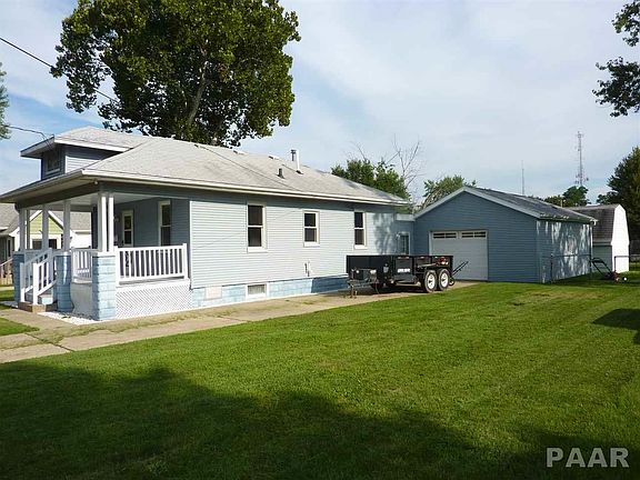 3rd image of 1216 E Lake Ave