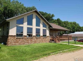 23766 Sd Highway 19, Madison, SD 57042