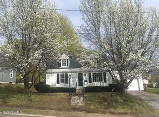 38 Beech St, North Adams, MA 01247