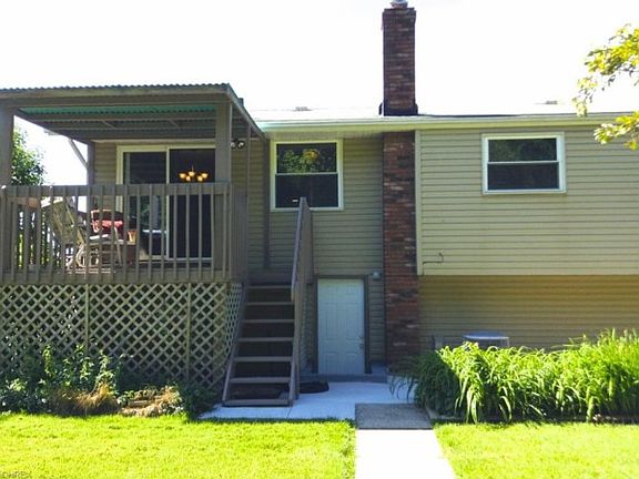 3rd image of 265 Washington Dr