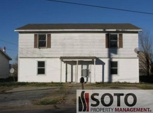 310 Lee Ave, Sikeston, MO 63801