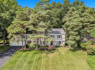 6448 Deer Ridge Dr, Clarkston, MI 48348