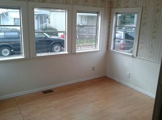 46 Canal Dr, Pontiac, MI 48341