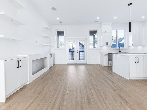4th image of 6221 148th St