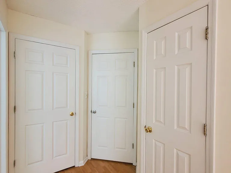 93 Prestwick Way — Photo 26