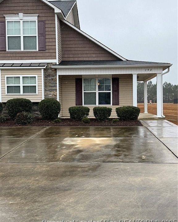 1st image of 190 Collinwood Dr