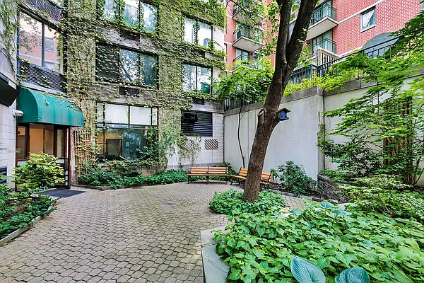 Sold by Keller Williams NYC | media 13