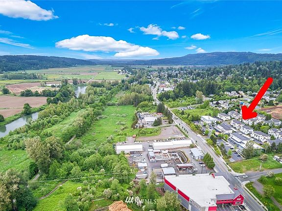 2nd image of 14716 1st Ln NE