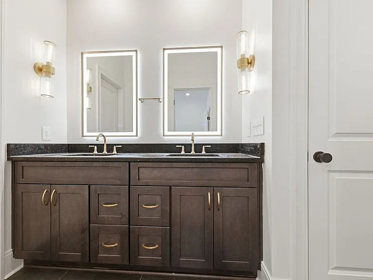 6305 Robertson Ave #6 — Photo 18