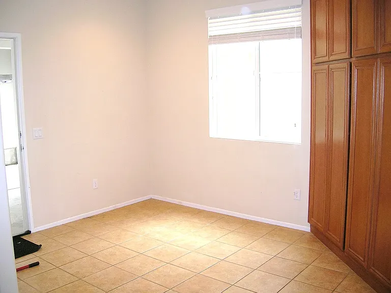 25514 Wharton Dr — Photo 10