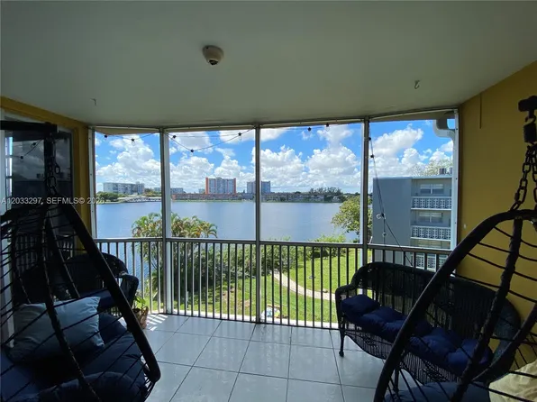 1660 NE 191st St APT 413-1, N Miami Beach, FL 33179