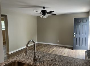 555 Wildwood Ave SE #1, Cleveland, TN 37311
