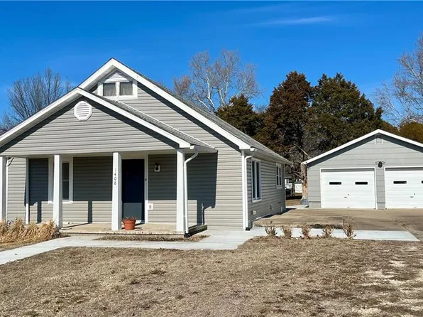 1408 W Walnut St, Nevada, MO 64772