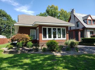 141 S 8th St, Wood River, IL