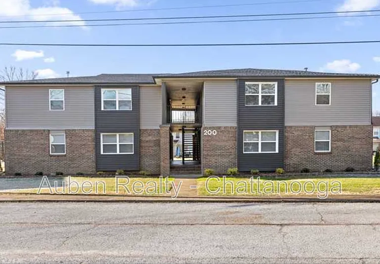 204 Eveningside Dr #28 — Photo 1