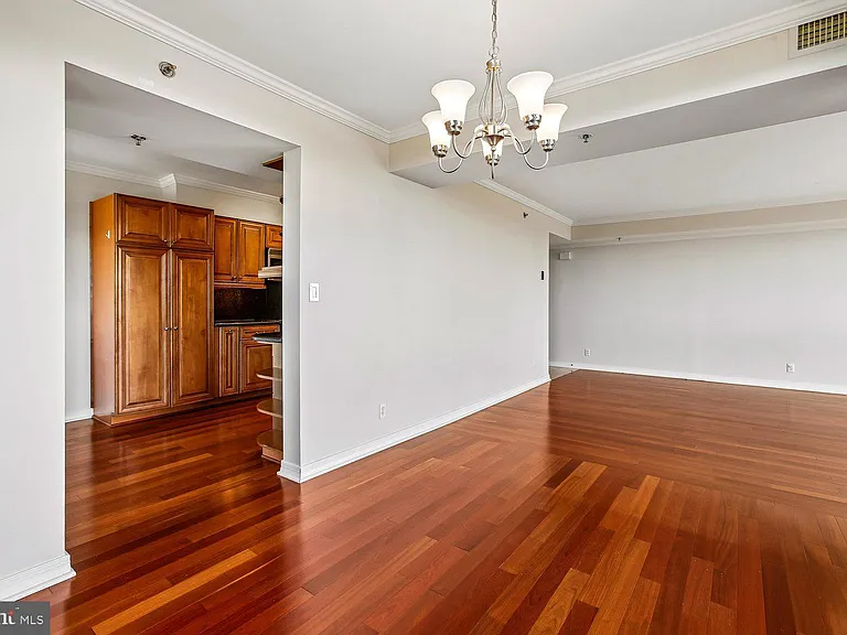 5809 Nicholson Ln #1001 — Photo 18