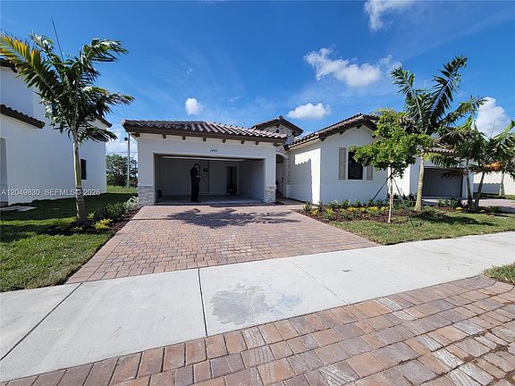 4th image of 24120 SW 119th Pl