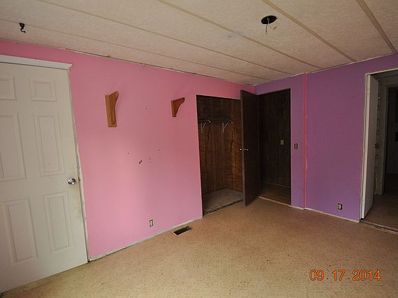 5th image of 1304 92nd Ave SE