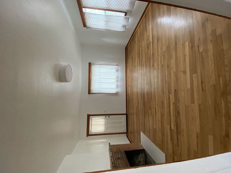 1st image of 7020 NE Mallory Ave