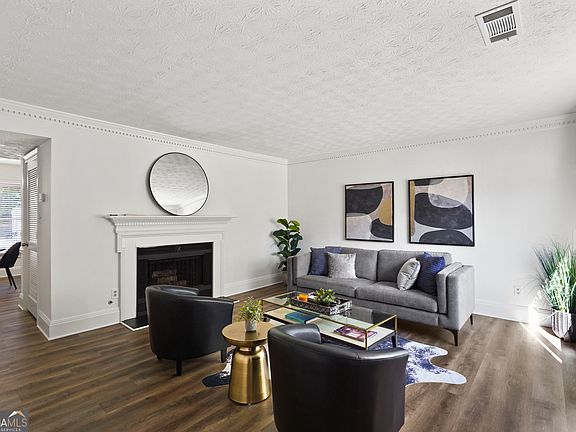 5th image of 6097 Queen Anne Ct